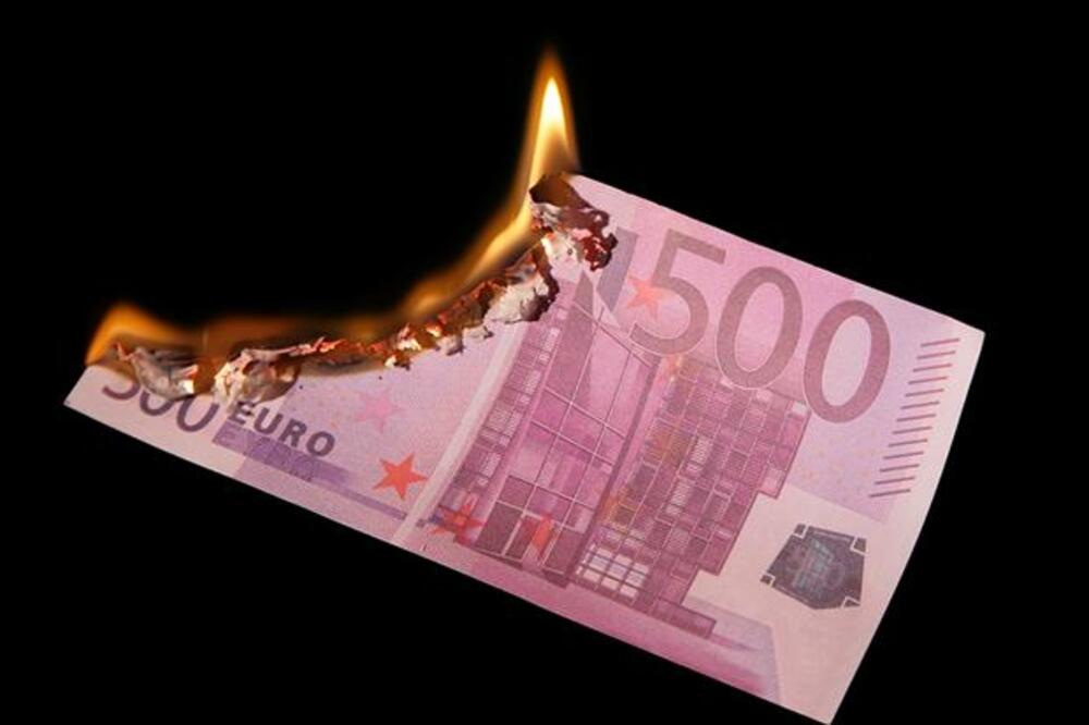 Euro gori, Foto: Rojters