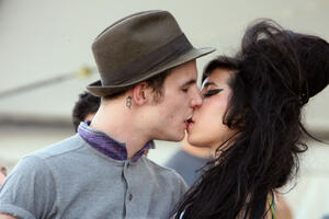 Bivši muž Ejmi Vajnhaus u komi