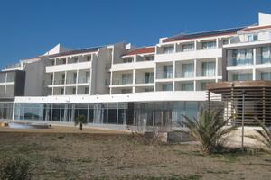 Policija uhapsila pet radnika hotela Otrant