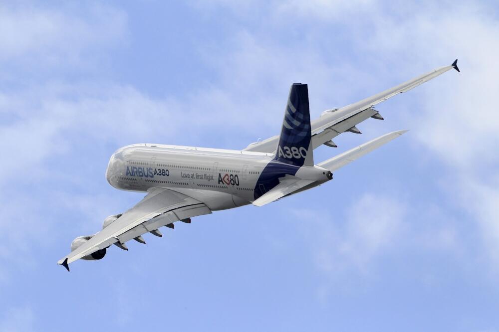 avion, aeromiting, Foto: Rojters