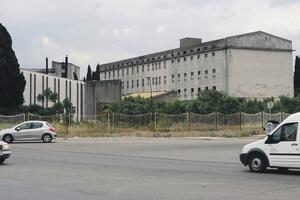 Nije dostavljena nijedna ponuda  za Novi Duvanski