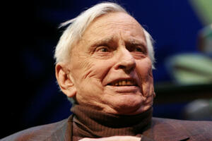 Preminuo američki pisac Gor Vidal