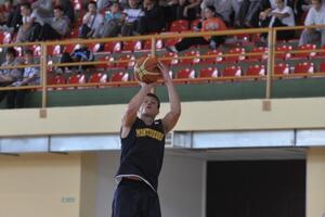 Košarkaši Crne Gore od sjutra na turniru u Italiji
