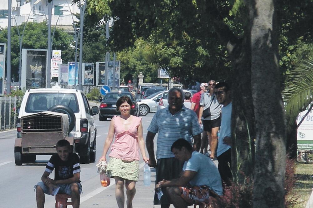 Budva, Budva dileri soba, Foto: Vuk Lajović