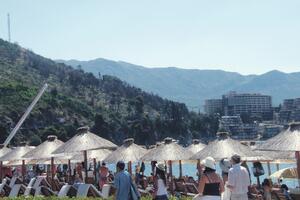 Đukanović kao Mićunović: Želje mu  ucrtavaju na Košljunu