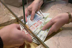 Prva banka isplaćuje štediše Dafimenta i Jugoskandika