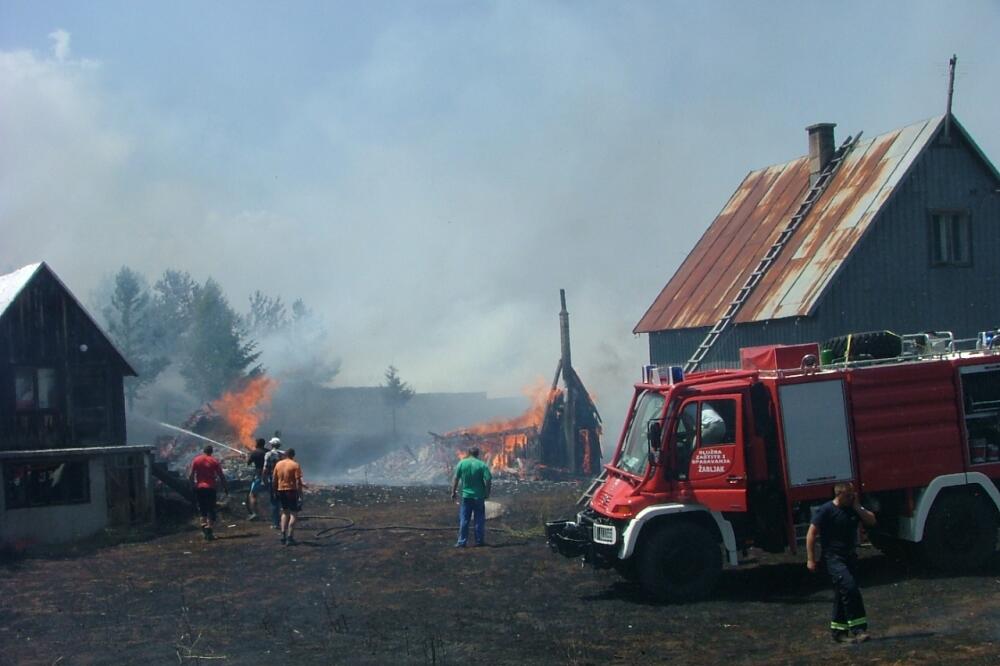 Požar Njegovuđi, Foto: Obrad Pješivac