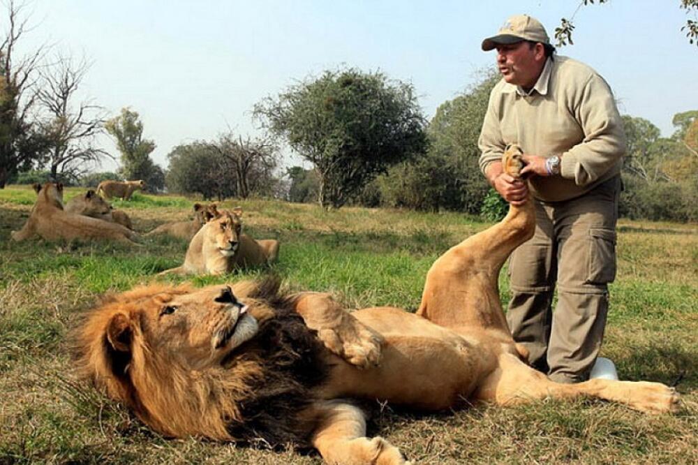 Lav, Foto: Scenicreflections.com