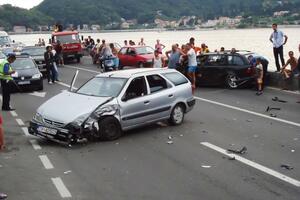 U udesu u Lepetanima povrijeđene tri osobe
