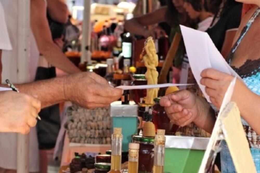 Miris lipa i meda, Foto: Danijela Lasica