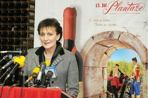 U Plantažama će vratiti velike plate kada prođe kriza