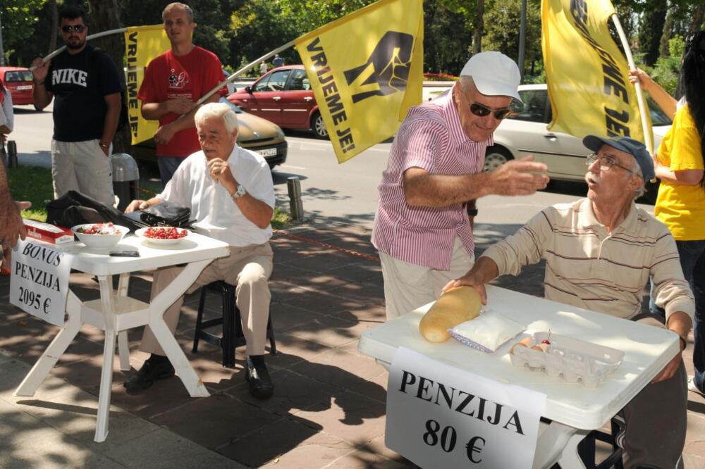 penzioneri, Foto: Savo Prelević