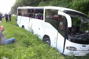 Ukrajina: 14 mrtvih u udesu autobusa