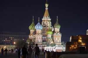 Rusija: Novi zakon proglašava NVO stranim agentima