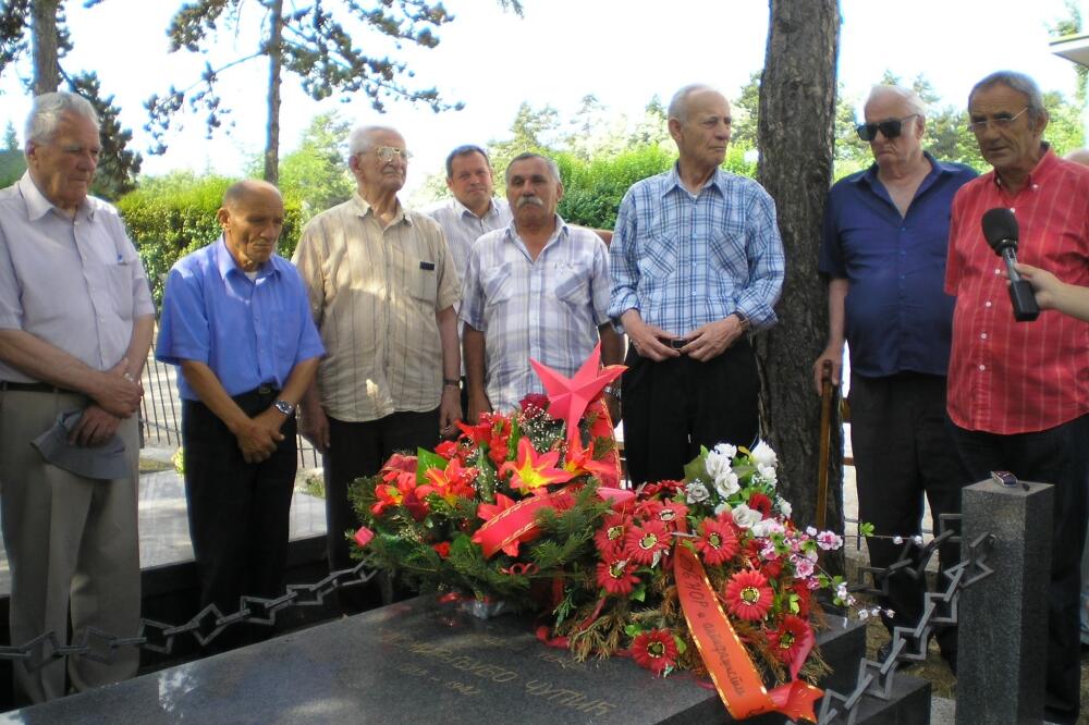 Nikšićki borci i komunisti, Foto: Ivan Petrušić
