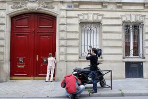 Francuska policija pretresla Sarkozijev stan i kancelariju