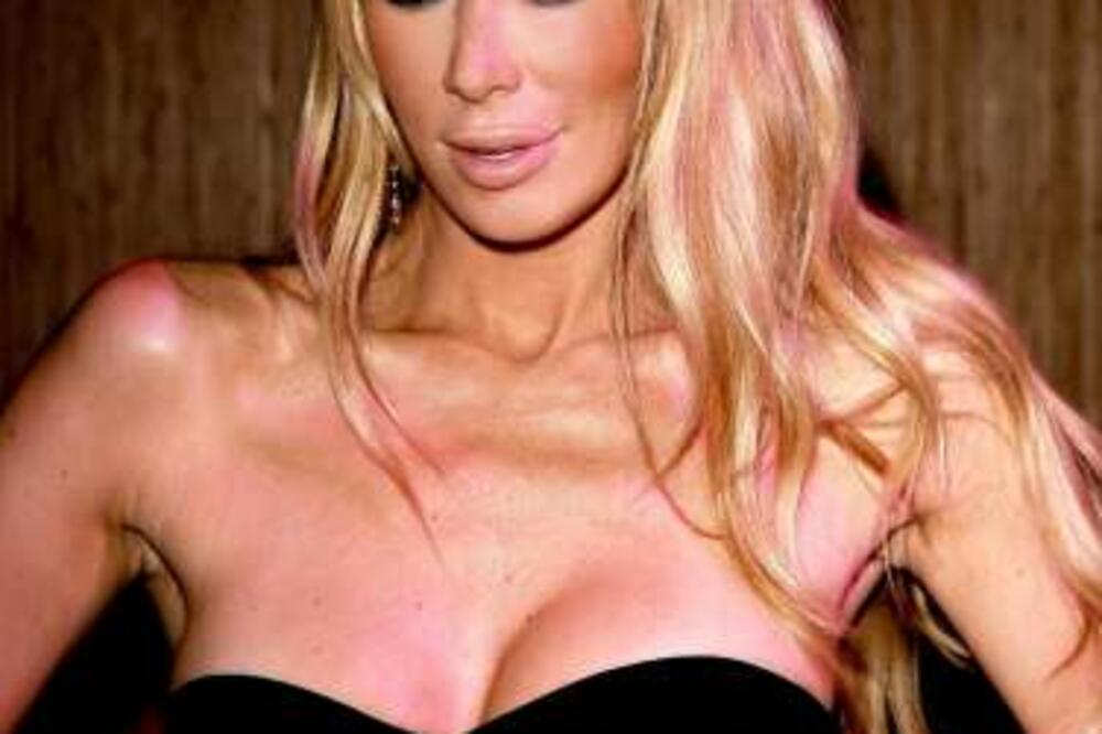 džena džejmisnson, Foto: Askmen.com