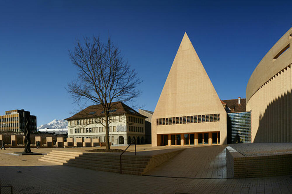 Zgrada Vlade i parlament Lihtenštajna, Foto: Wikipedia