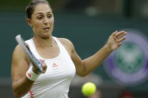 Ispale Stosur, Voznijacki i Cibulkova