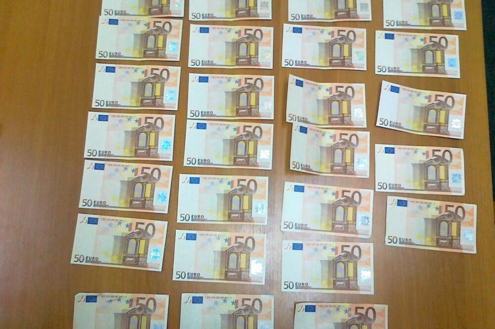 lažne novčanice, Foto: Uprava policije