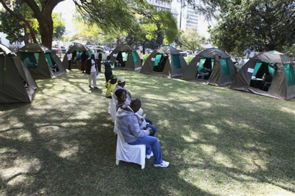 tESTIRANJE, Foto: Bloximages.chicago2.vip