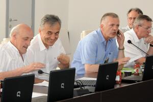 Senat Univerziteta blokirao Lidiju Vujačić, neće ni Đukanovićevu