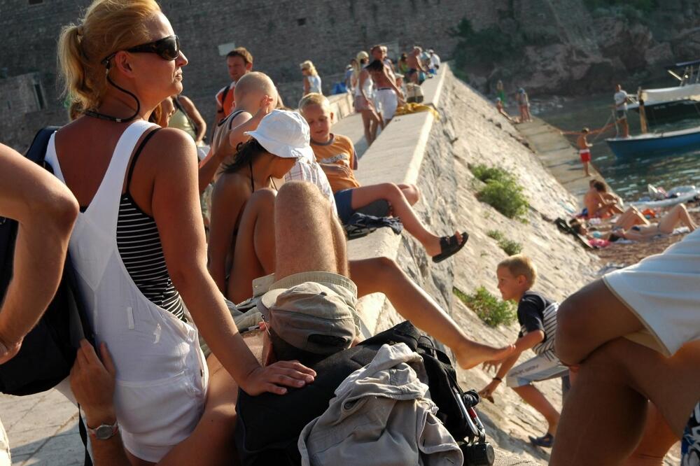 turisti, plaža, Foto: Anto Baković