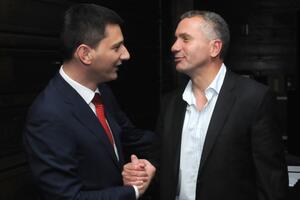 Žarko Rakčević i Božena Jelušić savjetuju Pozitivnu Crnu Goru