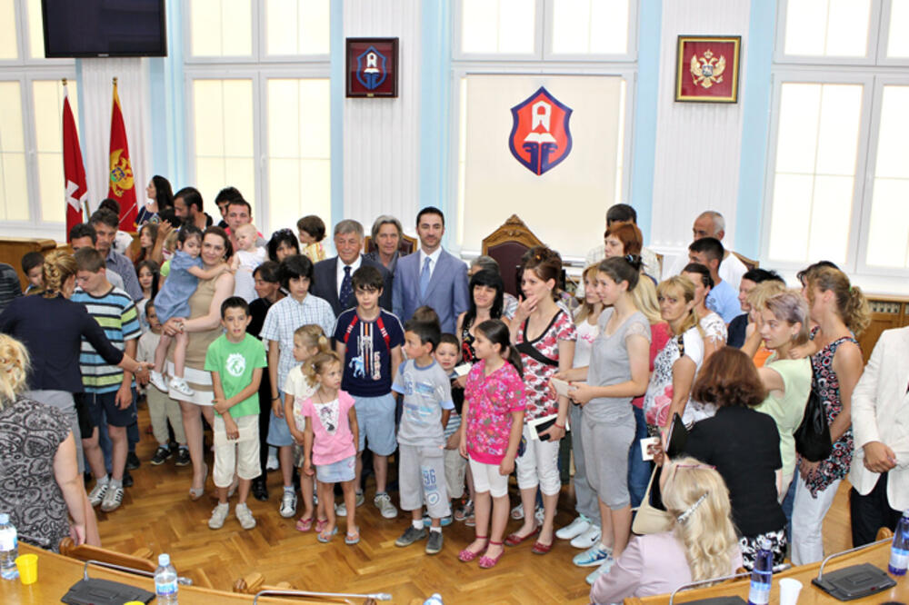 Donacija Cetinje, Foto: Danijela Lasica