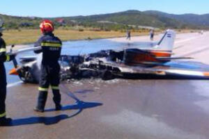 Rijeka: Zapalio se sportski avion, četvoro povrijeđenih