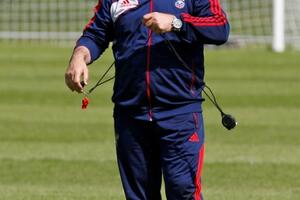 Grčka mora da pobijedi, Zbornaja neće igru na remi