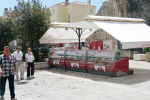 Hotelijeri objavili rat državi