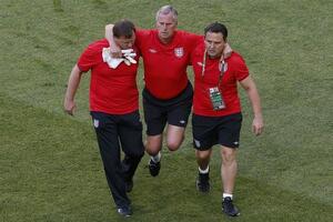 Englezima se povrijedio i trener golmana