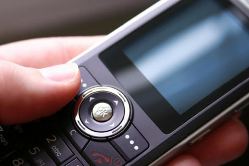 mobilni telefon, Foto: Junkmail.co.za