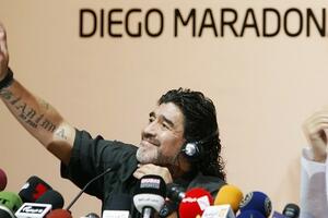 Maradona sanja klupu Napolija