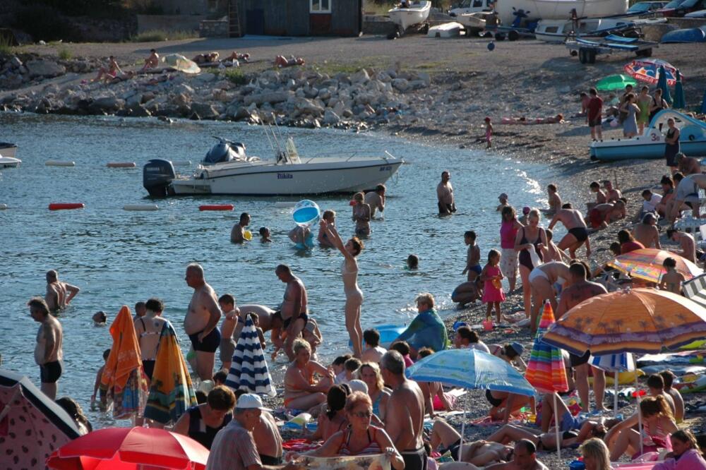 sutomore, plaža, more, kupači, turisti, Foto: Anto Baković