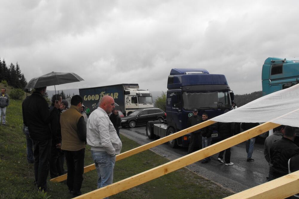 Protesti kamiondžija, Rožaje, Blokada puta, Foto: Aida Sadiković