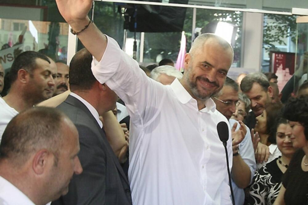 Edi Rama, Foto: Beta