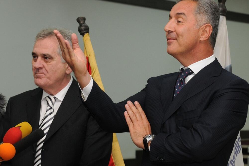 Milo Đukanović, Tomislav Nikolić, Foto: Savo Prelević