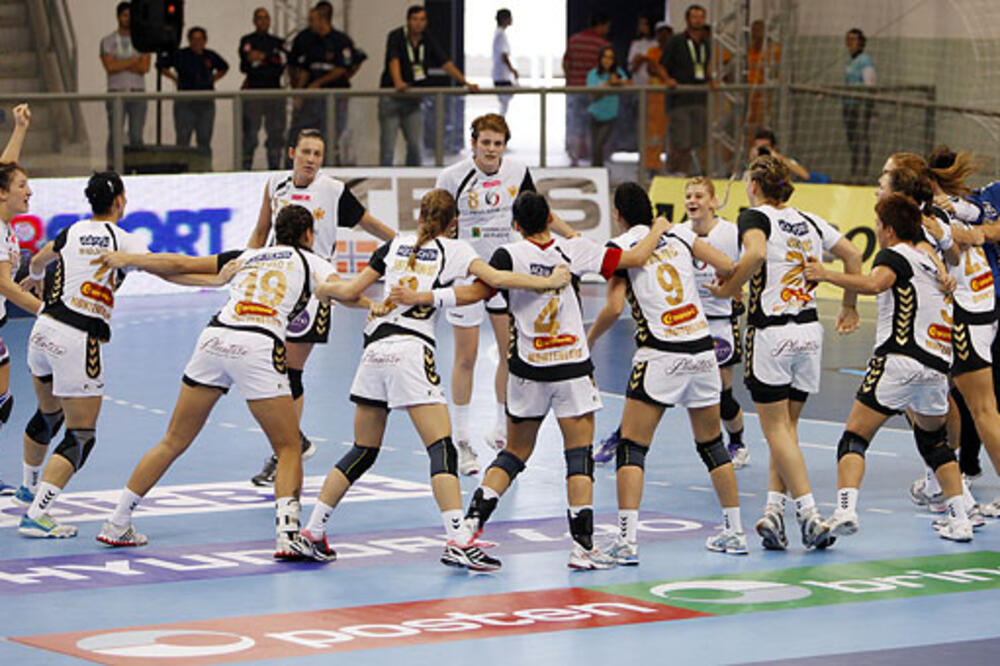 Rukometašice Crne Gore, Foto: Www.ihf.info