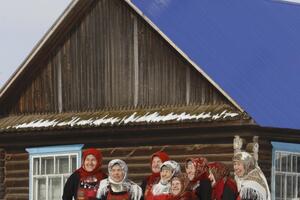 Babuške na infuziji, Šveđanka na bensedinima