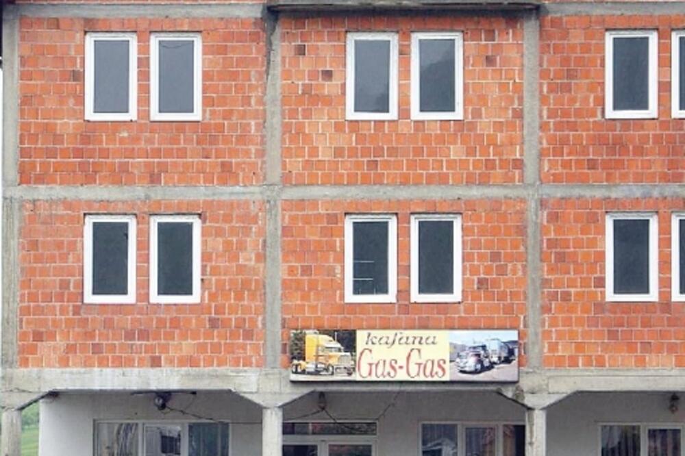 Kafana Gas Gas, Foto: Rabrenović