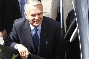 Francuska: Ero formirao vladu, Fabijus umjesto Žipea