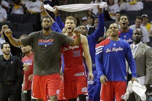 Klipersi u polufinalu, Majami poveo protiv Indijane