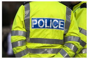 Evakuisano 100 kuća u Engleskoj zbog istrage o terorizmu