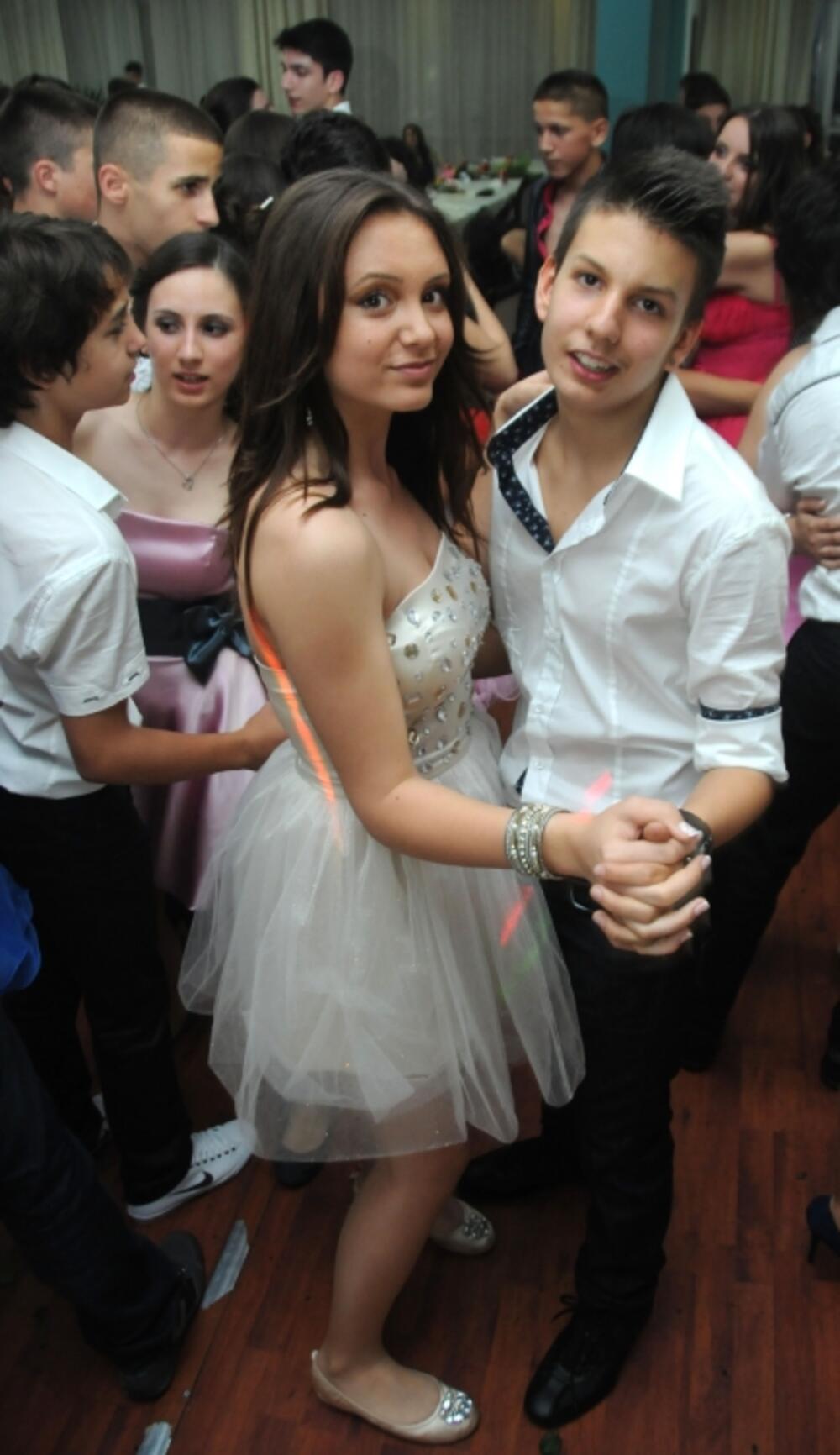 matursko veče, polumatura