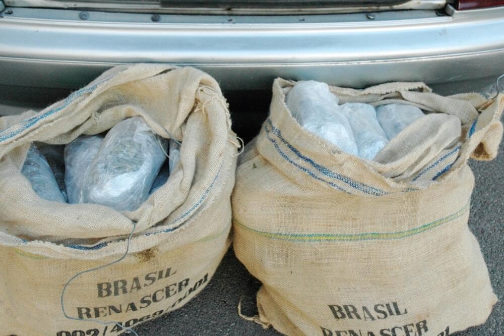 Skank, Foto: Uprava policije