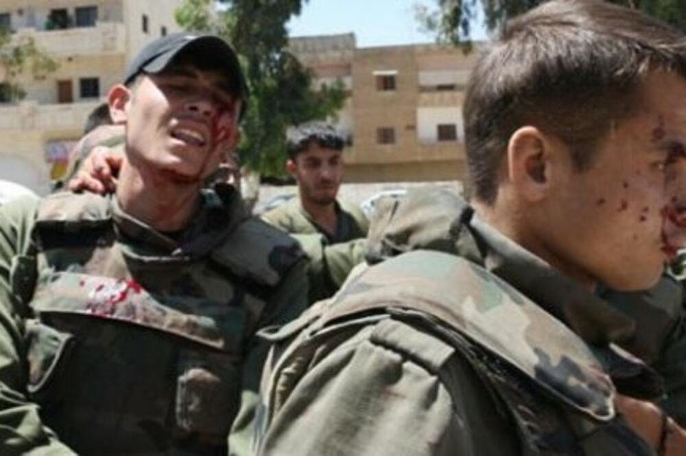 Sirija posmatrači mina, Foto: Beta/AP
