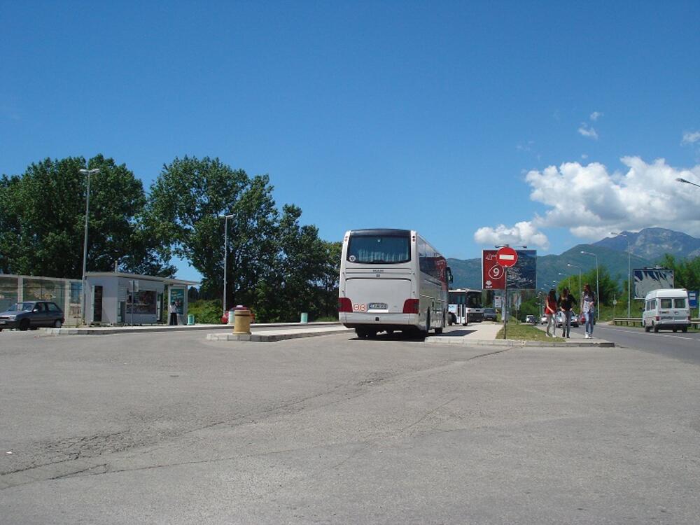 autobuska stanica, Tivat
