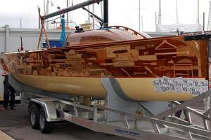 Izgrađen brod koji sadrži dio gitare Džimija Hendriksa